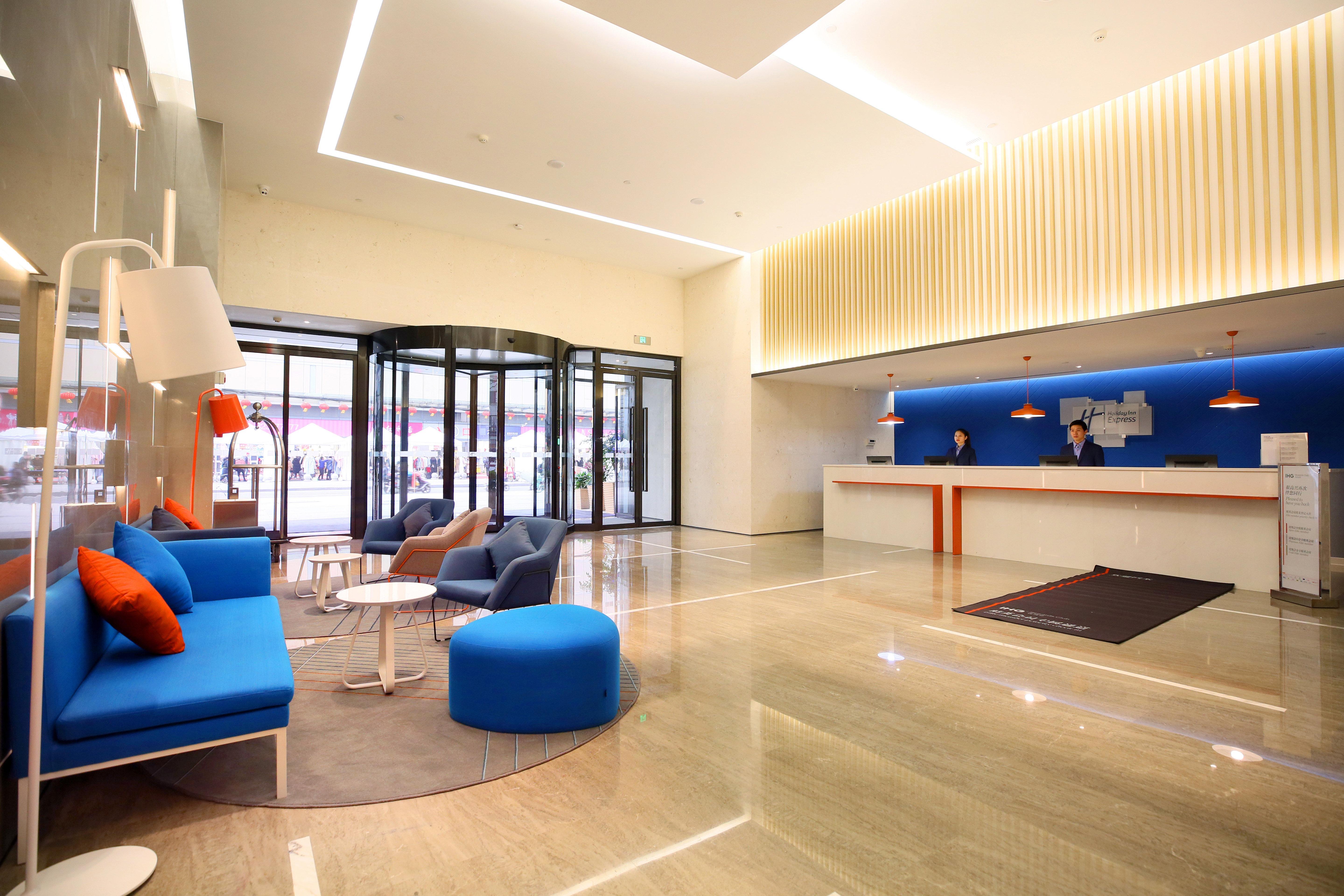Holiday Inn Express Chengdu North Railway Station By Ihg - Near Panda Base, Near Chunxi Road Buitenkant foto