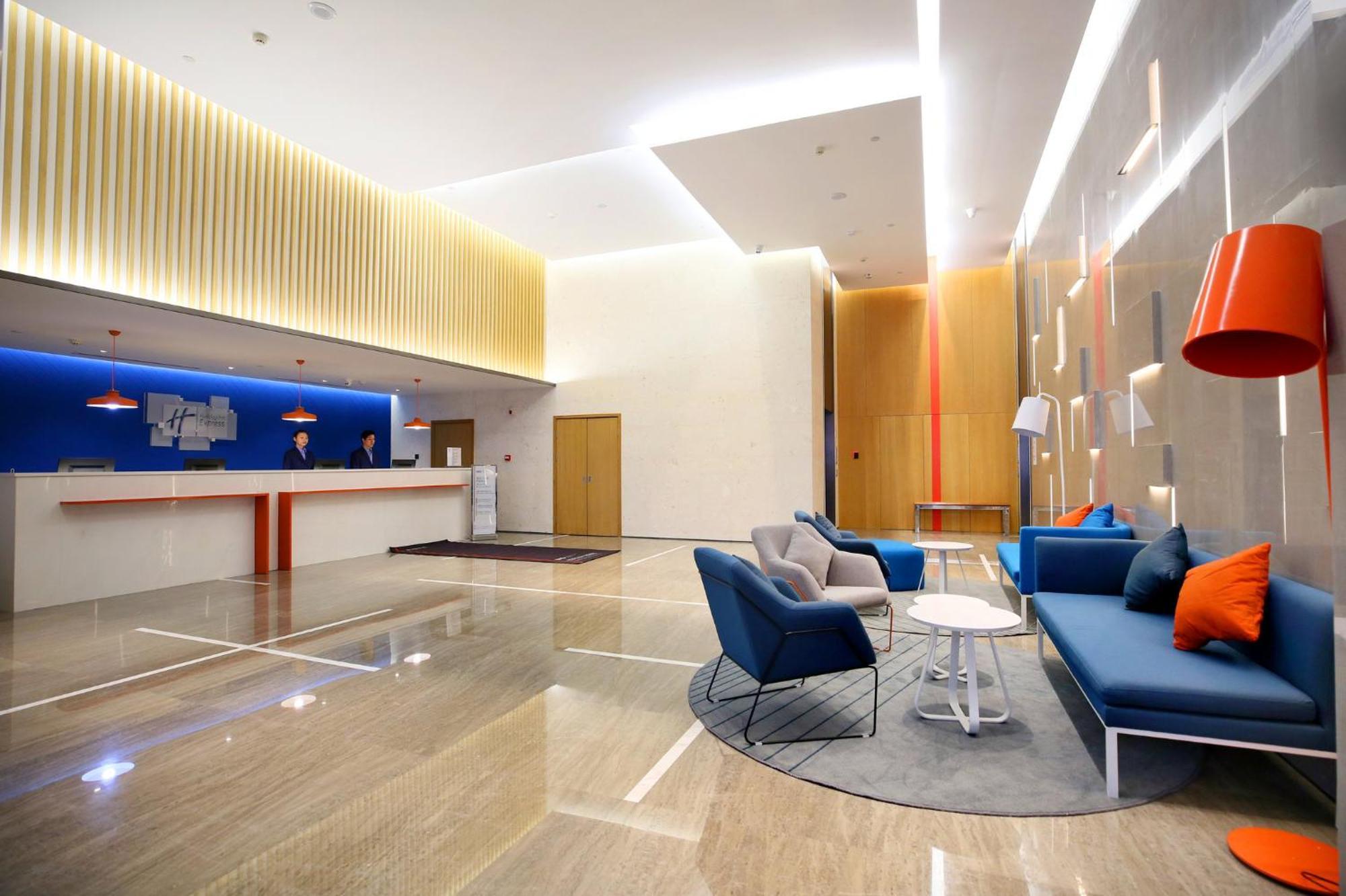 Holiday Inn Express Chengdu North Railway Station By Ihg - Near Panda Base, Near Chunxi Road Buitenkant foto