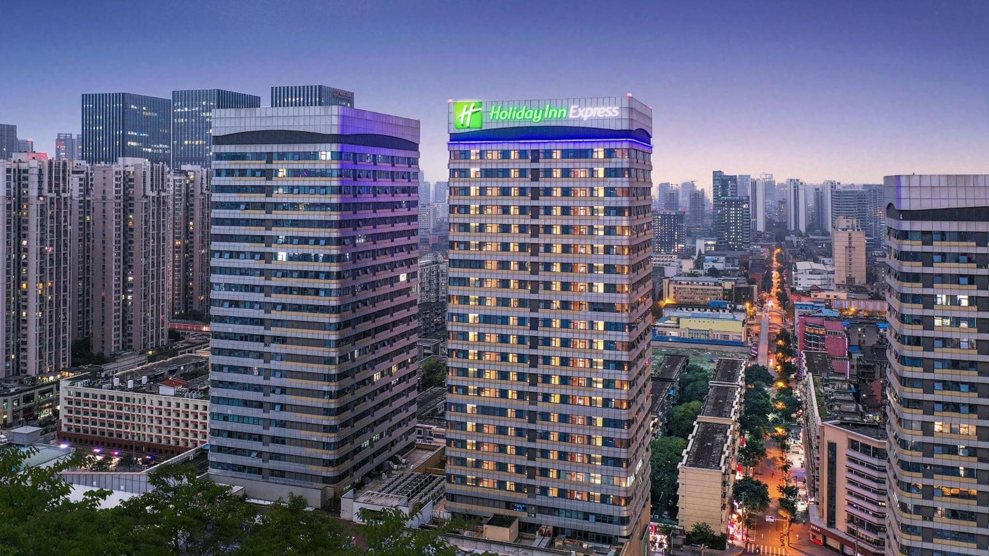 Holiday Inn Express Chengdu North Railway Station By Ihg - Near Panda Base, Near Chunxi Road Buitenkant foto