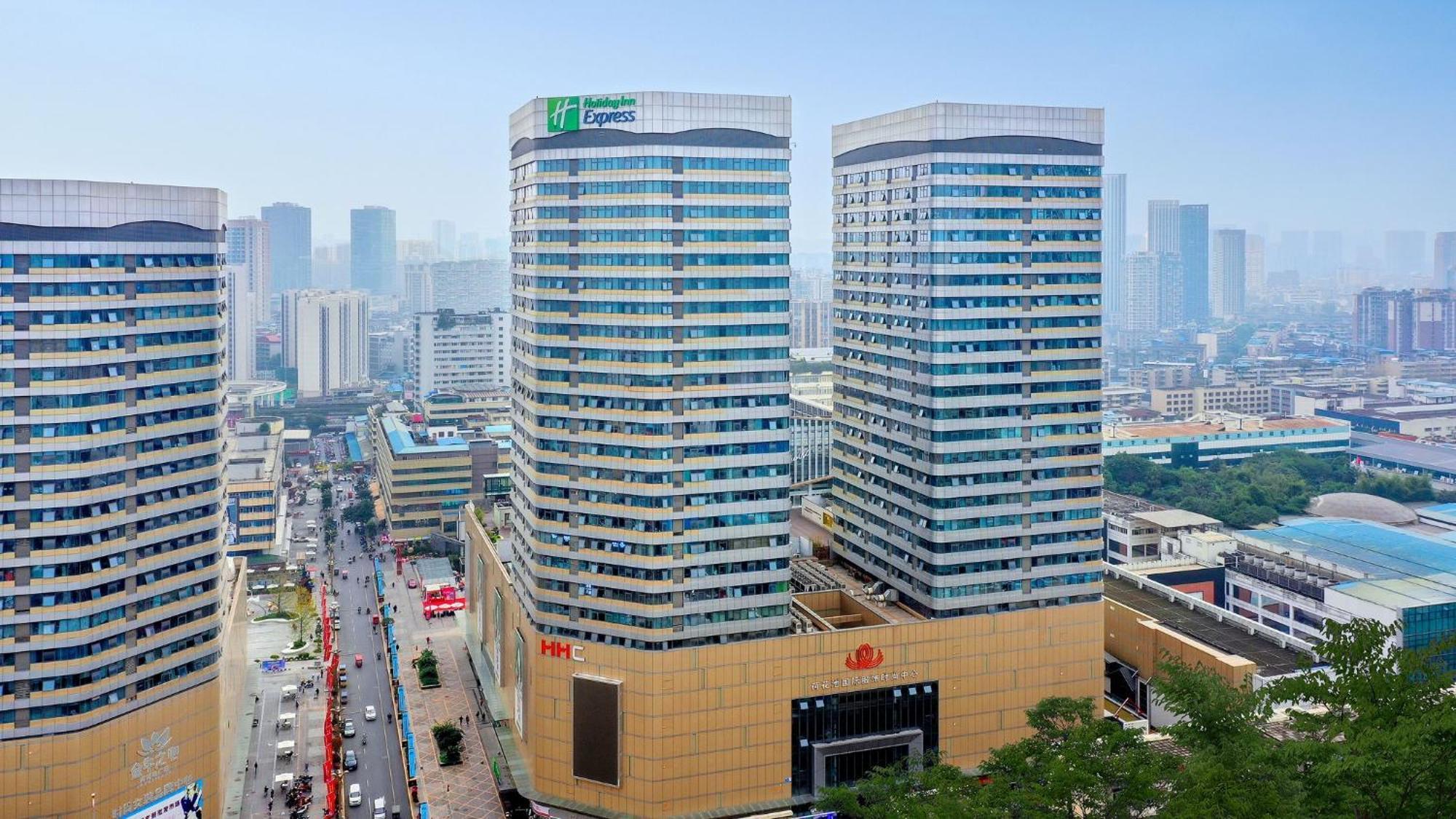 Holiday Inn Express Chengdu North Railway Station By Ihg - Near Panda Base, Near Chunxi Road Buitenkant foto